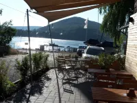 Ferienwohnung Direkt am Strand mit Edersee Blick / Edertal/ Rehbach Hotels in Edertal
