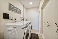 Tarpon Springs Lux. Home Refreshing Pool Near Sunset Beach - Golf & Sponge Docks
