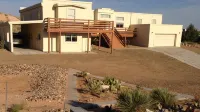 Enjoy stunning Lake Powell views from your deck—relax, unwind, and explore! Hotels near Horseshoe Bend