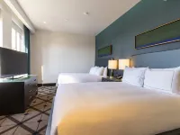 The Exchange Sacramento, Curio Collection by Hilton Hotels near Tower Bridge