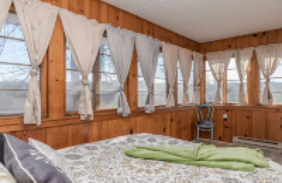 Zen Den at Rockaway Rentals near Branson