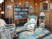 Panoramic View, Private, Low Bank Waterfront Hotels in Lopez