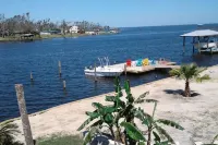 Pelican's Nest - The Hideaway in Panama City Hotels near Parker United Methodist Church