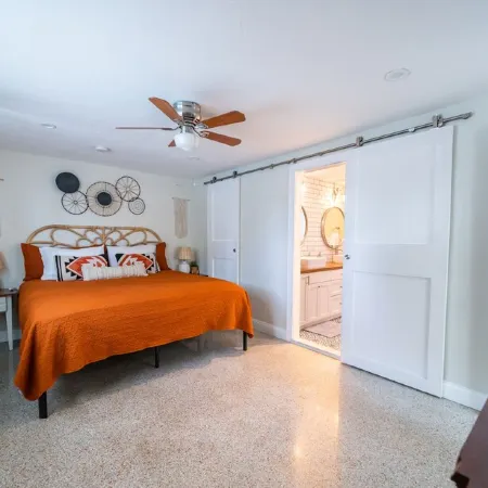 Dip n' Sip Oasis: Heated pool, close to the beach & Atlantic ave!
