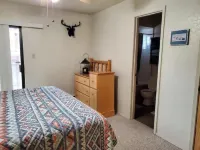 Enjoy a winter stay at SKI HAUS! Spacious family size condo1 block from the lift