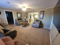 Sunkist beach house. Lake side house 3 bedroom house