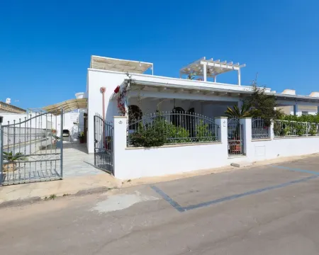 VILLA SEA SALENTO Hotels in Patu