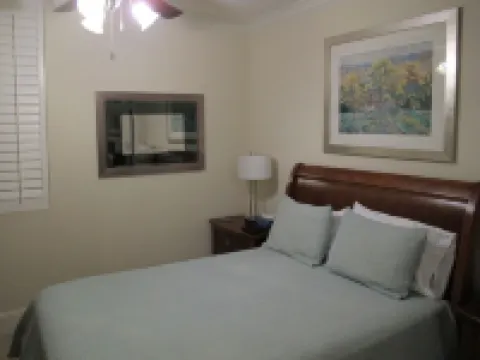 Beachfront, indoor/outdoor pools. Best view on Gulf Coast! NO FEES OF ANY TYPE.