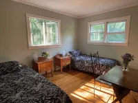 Peacock Garden Cottage, A Unique Upstate Find Hôtels à : North East