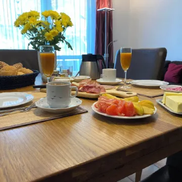 Directly on the Baltic Sea beach - a high-quality furnished vacation apartment