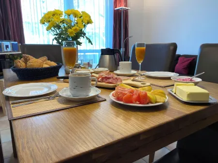 Directly on the Baltic Sea beach - a high-quality furnished vacation apartment