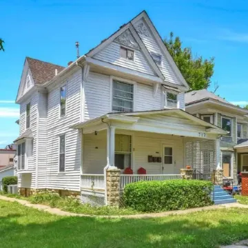 1Kg-Bed Entire Non-shared Condo fully appointed