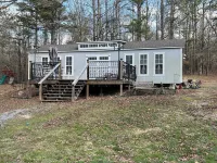 Our Studio, Beautiful! one bedroom, kitchen, living room, bath, very private.