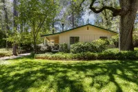 Hot Tub☀️Horse-Boarding🐴Gameroom🎯Cozy King Cottage