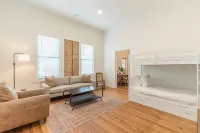 Walkable to Everything in Downtown New Braunfels! Restored 1850s German Home - B