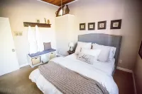 Vineyard Views, Ideal westside location near Wineries & downtown Chic 2bed/2bth