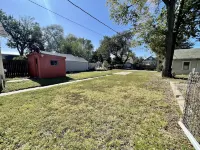 Full home short walk to Memorial stadium, Hawks field, Railyard & Pinnacle arena Hôtels à proximité de : The Assemblage