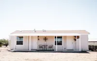 Cozy, quiet getaway in the high desert, 10 miles to Roosevelt Lake