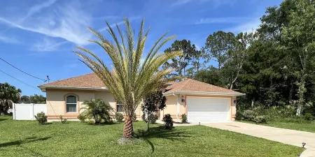 🌴Little Paradise 🌴w/heated pool in PALM COAST Florida