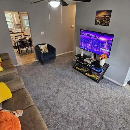 Greenville Retreat Centrally located sleeps 5 near ECU Stadium and Hospital