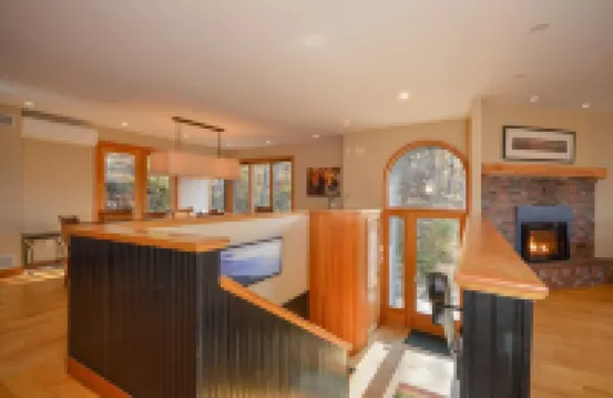 Spectacular Stowe Home for Fun Family Vacations! Eco friendly/ EV Charging!