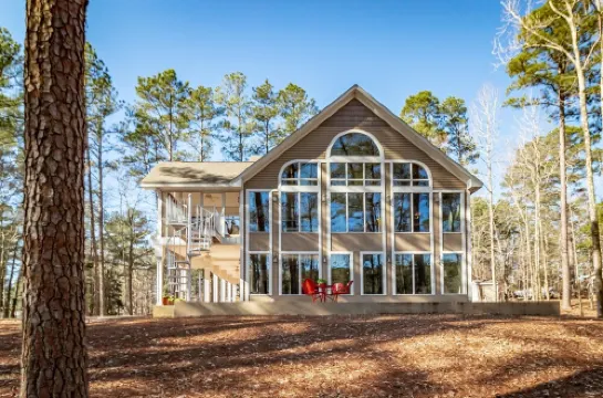 Beautiful Lakehouse on Clarks Hill Lake