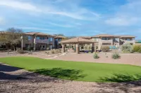Perfect for long-term stay, heated Pool, Spa, Gym