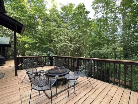 Serene Linville Gorge Cabin Escape