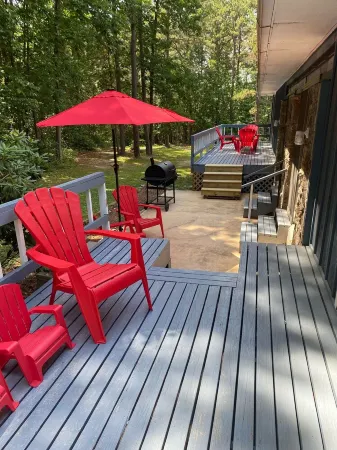 The Blue Lagoon on the 18th hole!  Walk to pool, food,  and golf!