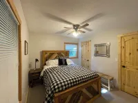 Updated & Central. ATV Trails, golfing, skiing pictured rocks within 3 miles. Hotels in Munising Township