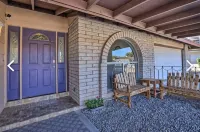 Beautiful 4 bedroom 2 bathroom with pool