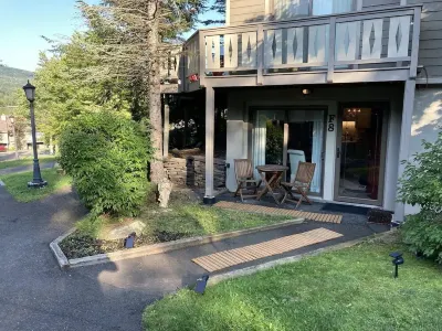 Four Seasons Luxury Mountain Retreat Next to Hiking Trails Hotels near Hunter Mountain