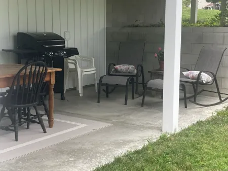 Safe Haven Lake House Basement Suite in Apple Valley