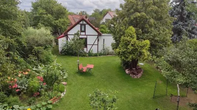 Summer house Ella - cozy half-timbered house with garden, barbecue, table tennis Hotels in der Nähe von Museumspark Rüdersdorf – Otto-Torell-Haus