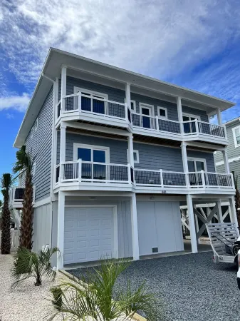 ISLE IN THE SUN - New Construction - Ocean View -5 Bed 5 1/2 Bath w/ Heated Pool