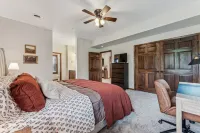 Summit House Luxury Condo