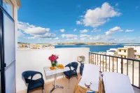 GetawaysMalta - Penthouse 14 with Seaview Terrace