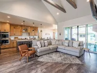 Bring the whole family to this great place with lots of room for fun! Hotels in McCall