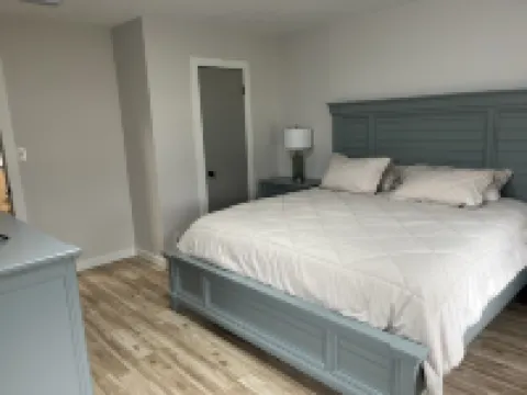 Cute House close to all the action.