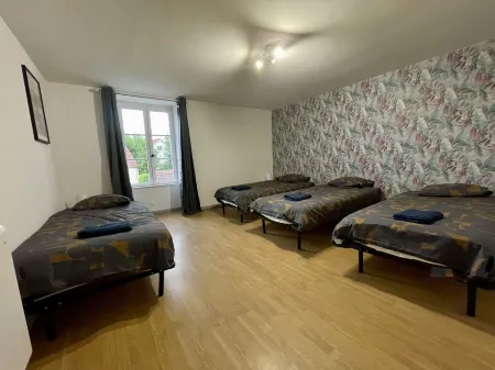 Maison de Campagne 6 Lits Wifi Garage Coeur Parc National de Forets Отели в г. Арк-ан-Барруа