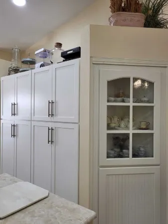 Relaxing waterfront property, 10 minutes from the beach