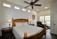 Luxury Living in a Country Setting and Minutes to Lubbock! - 4-Star