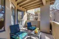 The Scenic Lodge, a Home away from Home at The Greens