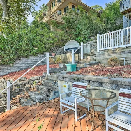 Lakeview Cozy Home - 2-Bedroom Cottage in Hopatcong, NJ