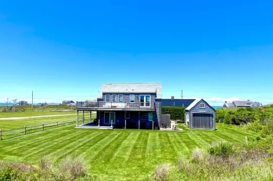 Luxury Dreamy Madaket Destination - Beachside, Ocean Views & Lifelong Memories