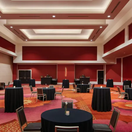 The Davenport Grand, Autograph Collection
