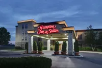 Hampton Inn & Suites Chicago/Aurora Hotels in Aurora