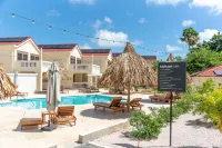 Livingstone Jan Thiel Resort - ビーチサイド