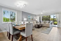 Jupiter Beach Condo Retreat