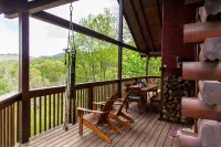 Well-appointed cabin with expansive mountain views, nature and tranquility.